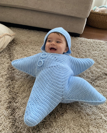 Whimsical Starfish Newborn Prop Outfit, Cute Costume for Infant Photoshoot Sessions