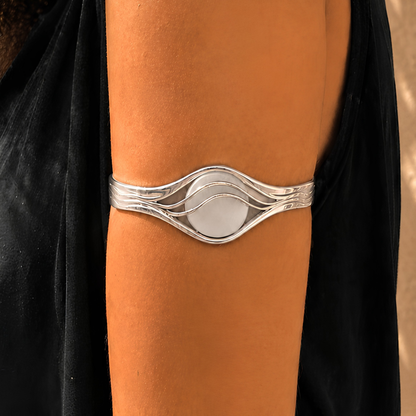 The Tryzovira Bracelet